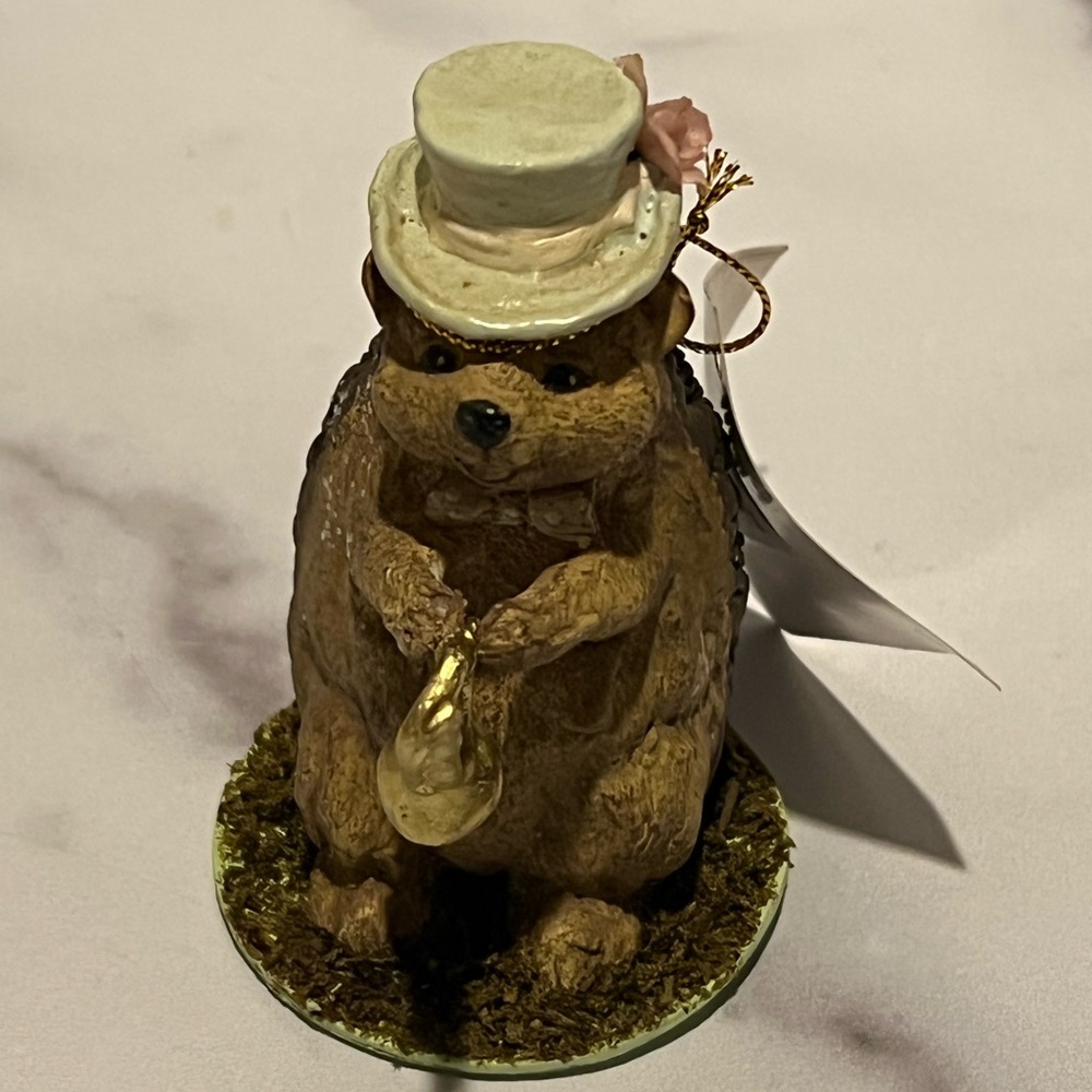 Bethany Lowe , blow your horn little figurine